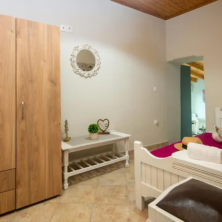 The Peaceful House Сasa de vacaciones Kastellanoi (Parelioi, Corfu)