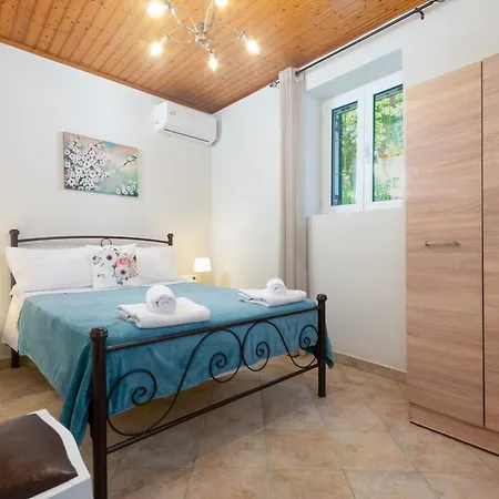 Holiday home The Peaceful House Kastellanoi (Parelioi, Corfu)